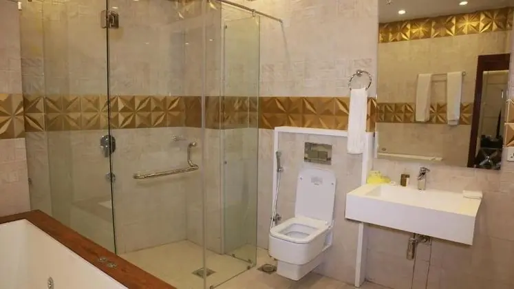 Royal Stüdyo Süit, 1 Çift Kişilik Yatak
