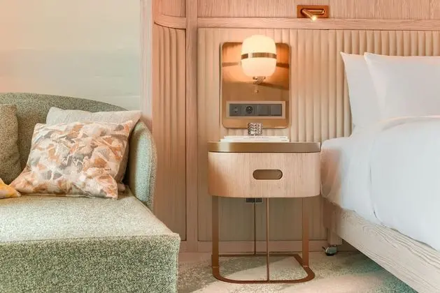 Deluxe Room, 1 King Bed, Balcony