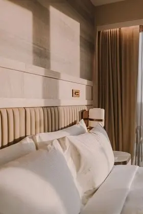 Oda, 1 En Büyük (King) Boy Yatak, Balkon