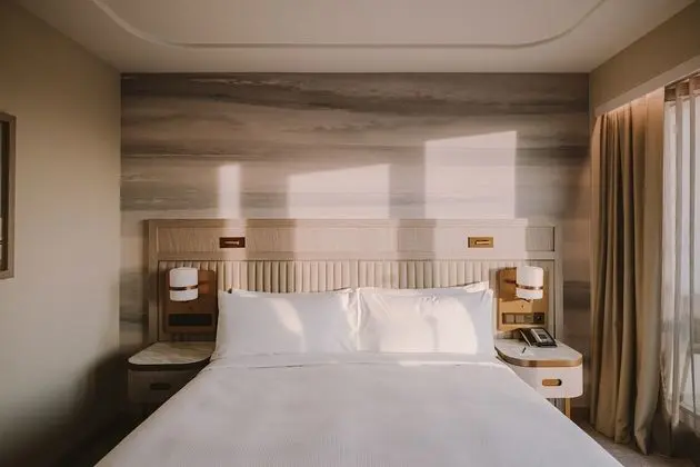 Oda, 1 En Büyük (King) Boy Yatak, Balkon