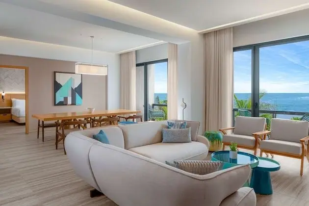 Suite, 1 King Bed, Ocean View (Governors Suite)