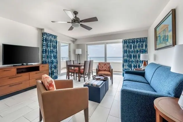 1 Bedroom Ocean Front with King Bed
