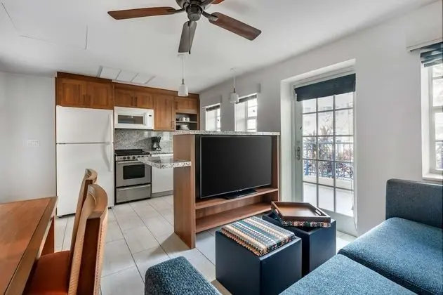 2 Bedroom with 2 King Beds
