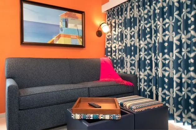 2 Bedroom with 2 King Beds