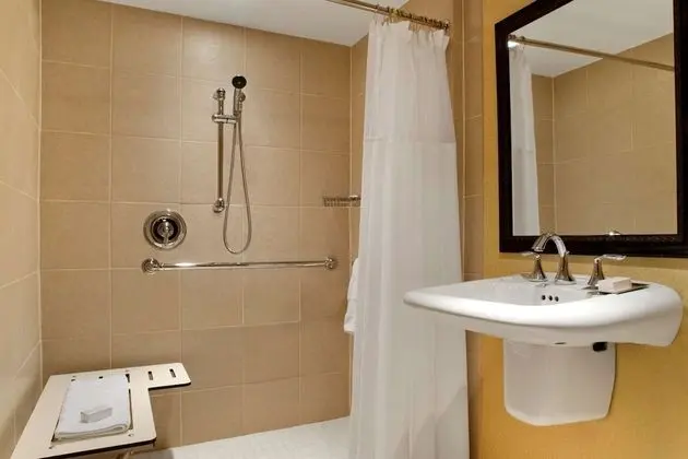 Oda, Engellilere Uygun (Roll-in Shower)
