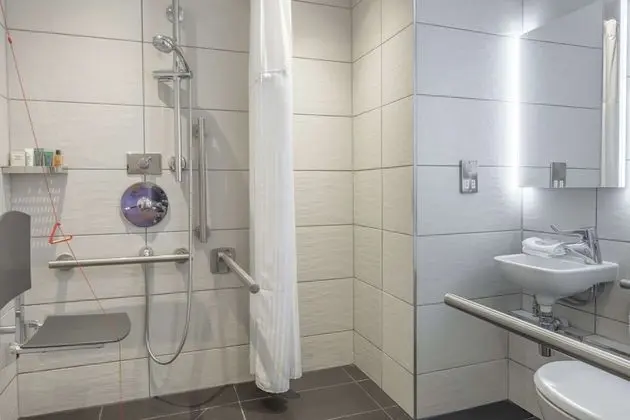 Oda, 1 Çift Kişilik Yatak, Engellilere Uygun (Alii)
