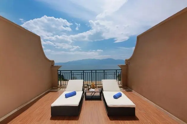 Premier Oda, 1 En Büyük (King) Boy Yatak, Balkon