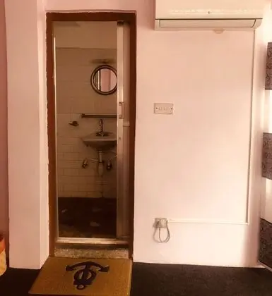 Büyük Yataklı Tek Kişilik Oda