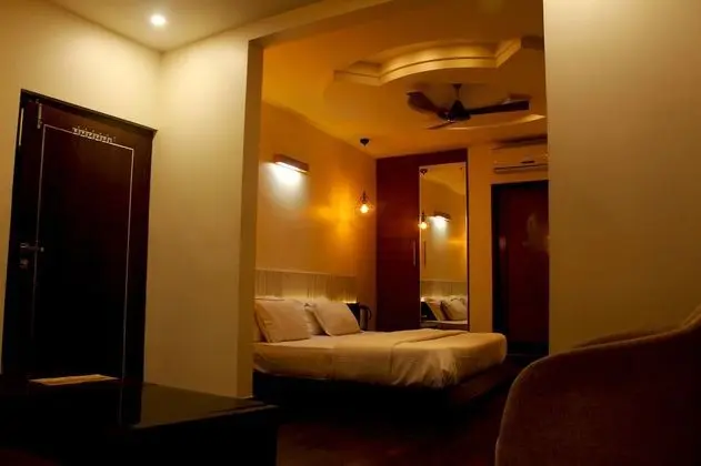 Luxury Oda