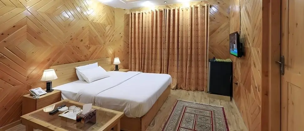 Deluxe Tek Büyük Yataklı Oda