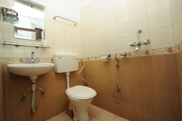 Basic Oda, Ortak Banyo