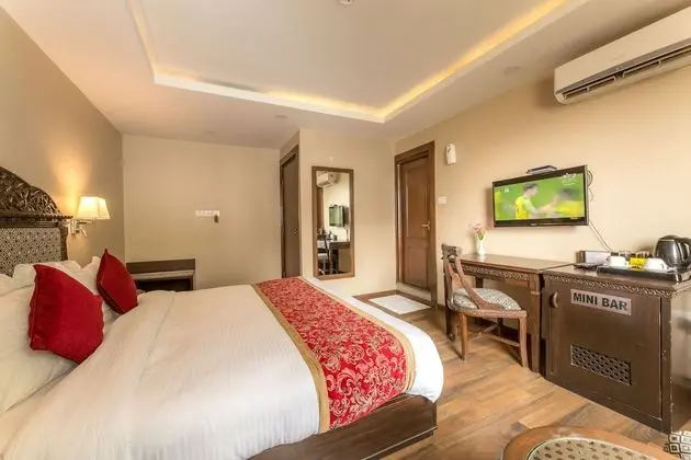 Deluxe Tek Büyük veya İki Ayrı Yataklı Oda