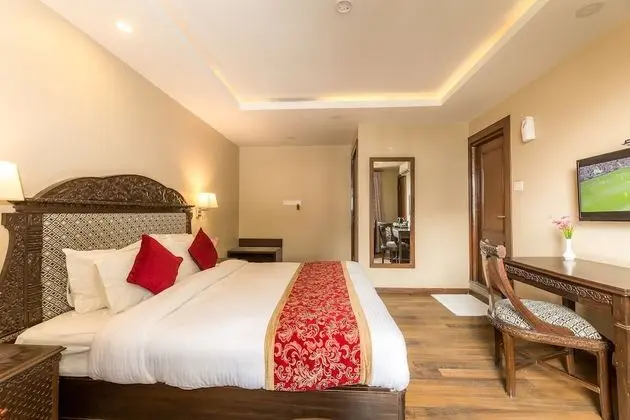 Deluxe Tek Büyük veya İki Ayrı Yataklı Oda