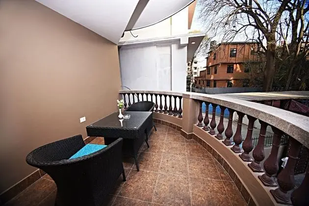 Deluxe Tek Büyük veya İki Ayrı Yataklı Oda