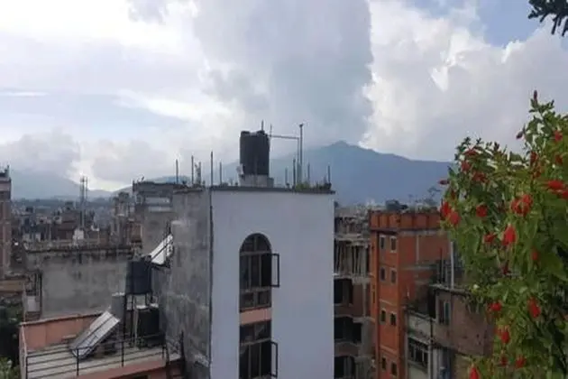 İki Ayrı Yataklı Oda, Ortak Banyo