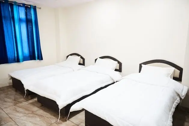 Üç Kişilik Oda