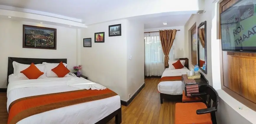 Deluxe İki Ayrı Yataklı Oda, 2 Tek Kişilik Yatak, Tepe Manzaralı