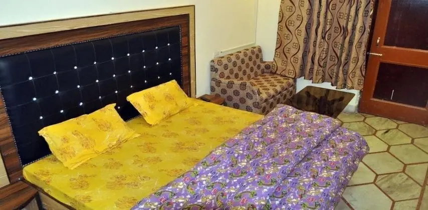 Standard Dört Kişilik Oda