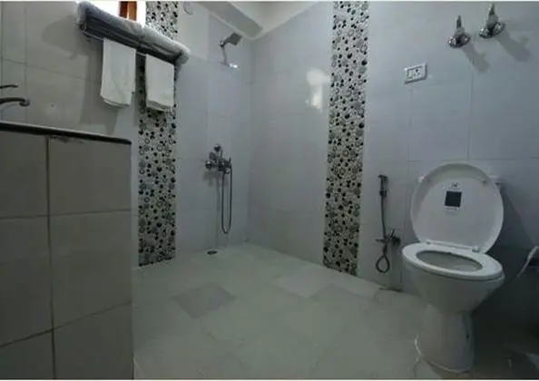 Deluxe Tek Büyük Yataklı Oda, Sigara İçilmez