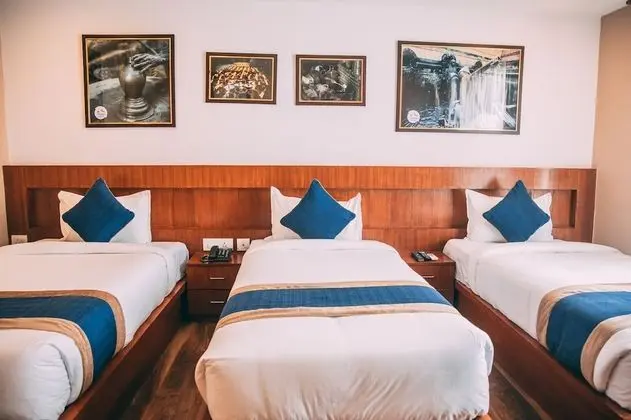 Deluxe Üç Kişilik Oda