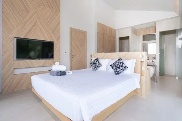 Deluxe Villa