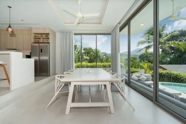 Deluxe Villa