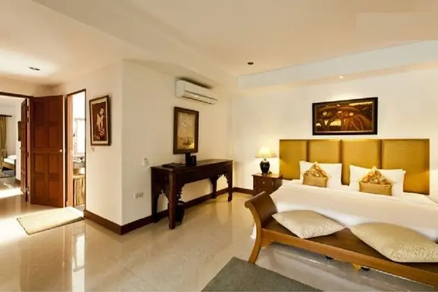 8-bedroom Villa