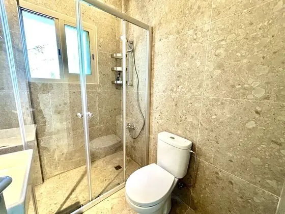 Apart Daire, 3 Yatak Odası, Havuz Manzaralı