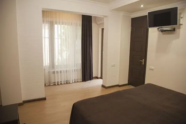Exclusive İki Ayrı Yataklı Oda, Teras, Havuz Manzaralı