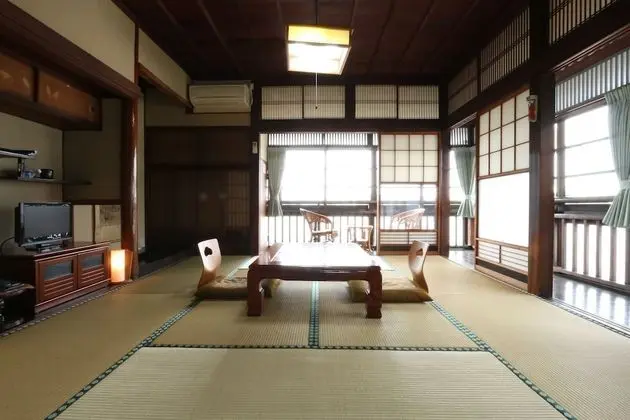 Traditional Oda (Japanese Style,  Run of the House)