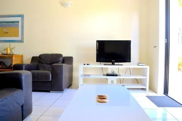 Villa, 1 Yatak Odası, Havuz Manzaralı