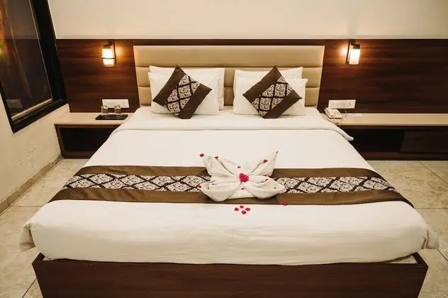Luxury Oda