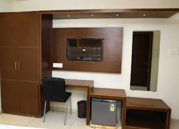 Standard Tek Büyük Yataklı Oda