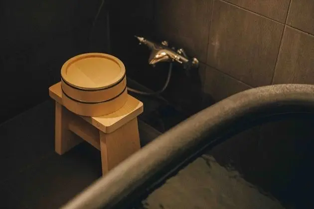 Traditional Süit, Bahçe Manzaralı (Japanese Style, MATSU)