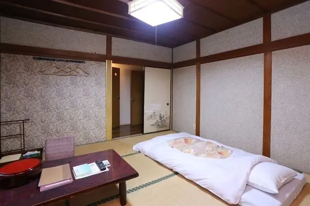 Traditional Oda (Japanese, 18sqm, Max. 4 Futon)