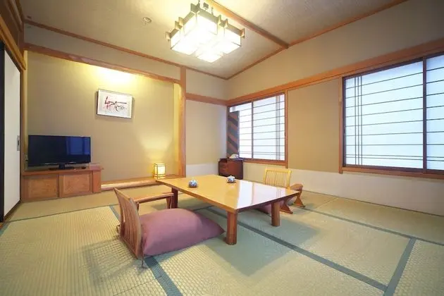 Traditional Oda (Japanese Style, for 4 People)