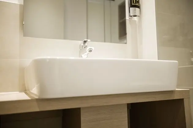 Comfort Büyük Yataklı Tek Kişilik Oda