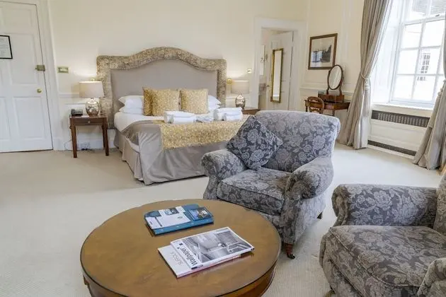 Tek Büyük Yataklı Oda