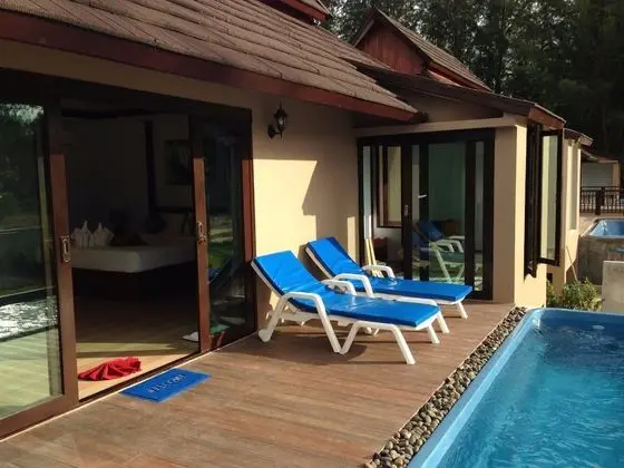 Pool Villa with Partial Sea View