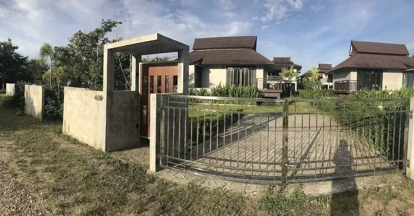 Pool Villa with Partial Sea View