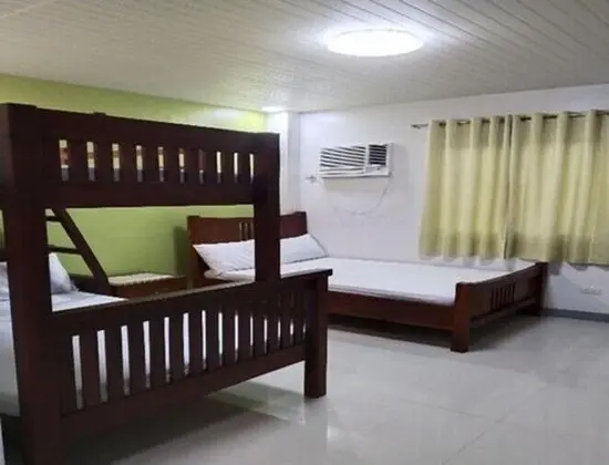 Deluxe Room 1