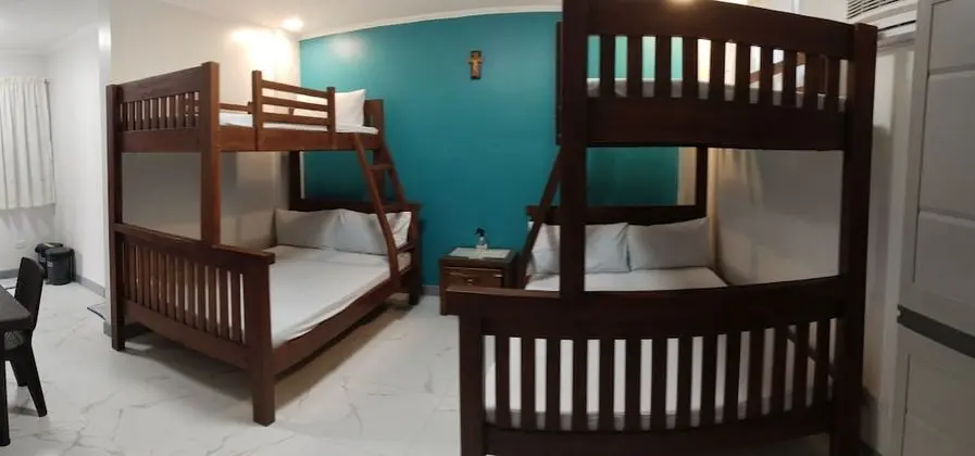 Deluxe Room 3