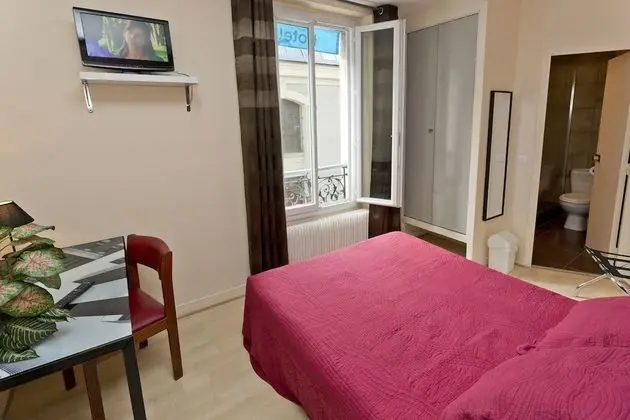 Tek Büyük Yataklı Oda