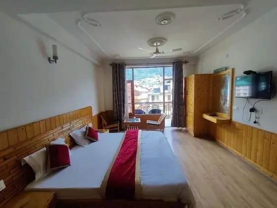 Deluxe Room with Balcony