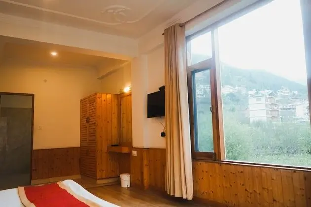 Deluxe Room with Balcony