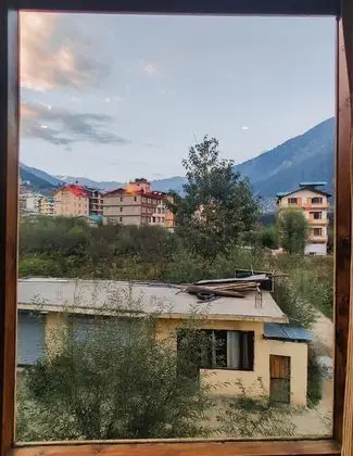 Deluxe Room with Balcony