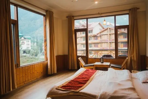 Deluxe Room with Balcony