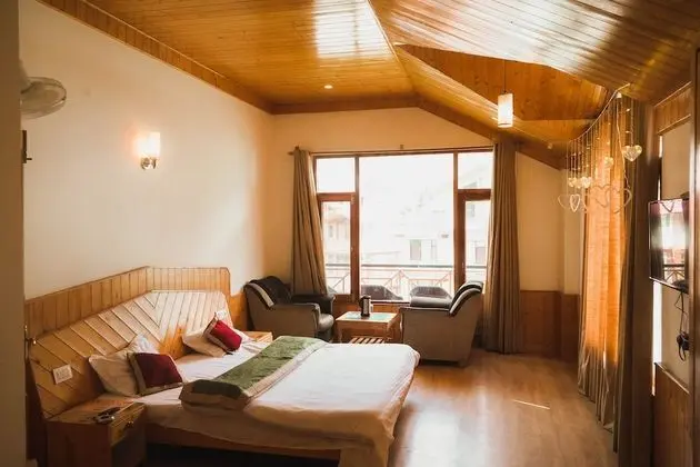 Deluxe Room with Balcony