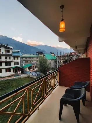 Deluxe Room with Balcony