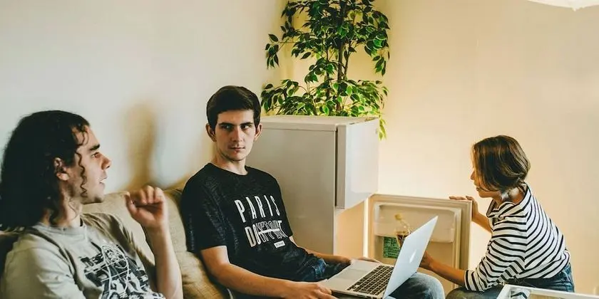 Ortak Ranzalı Oda, Karma Ranzalı Oda, Sigara İçilmez, Ortak Banyo